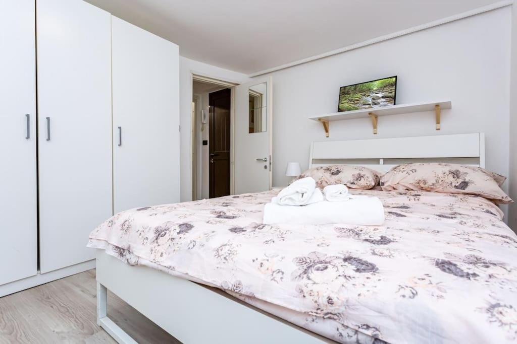 Apartment Adorno 2 - Affitti Brevi Italia Genova Esterno foto